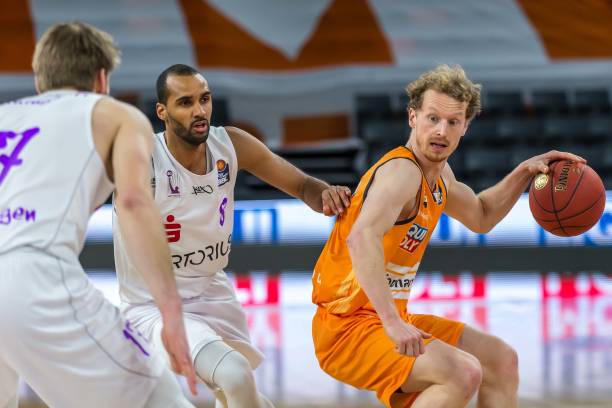 这也正是中 这也正是中